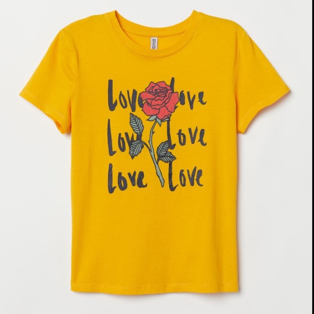 rose and love print graphic tee